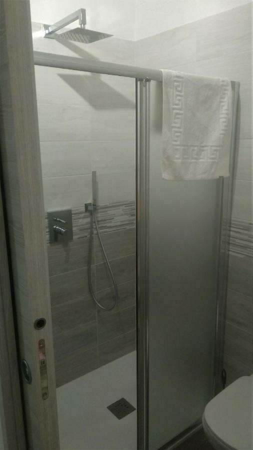 Guesthouse La Villa Zanica Luaran gambar